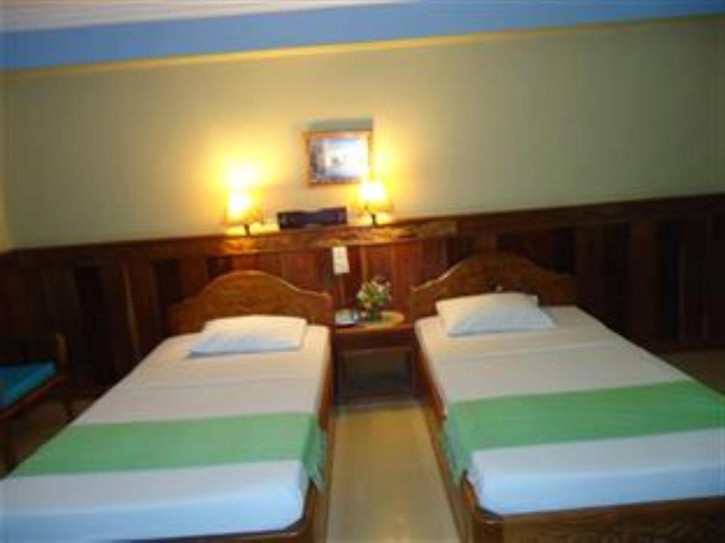 Spring Park Hotel Battambang Esterno foto