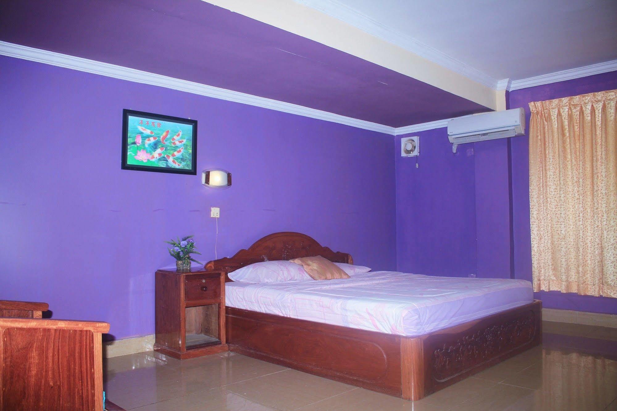 Spring Park Hotel Battambang Esterno foto